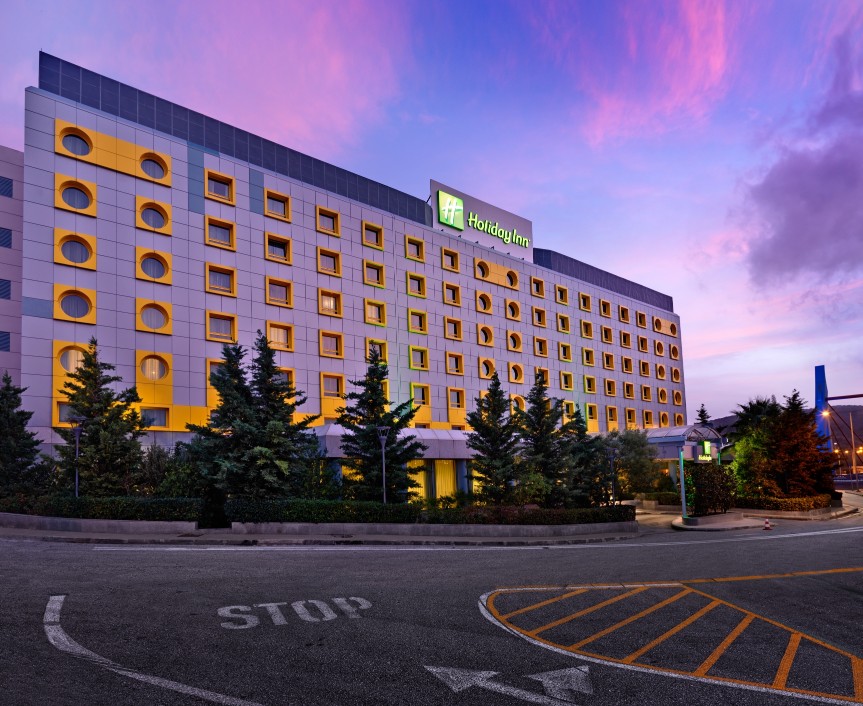 b500-holidayinn-exterior_529